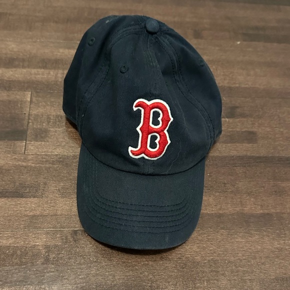 Boston Red Sox hat - Picture 1 of 4